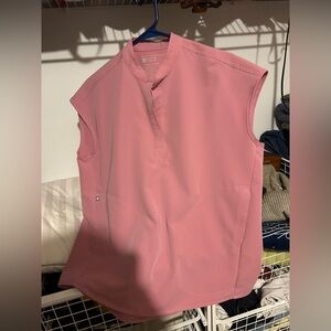 Figs XS chalk pink rafela top